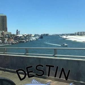 Meet your Posher, Erandy